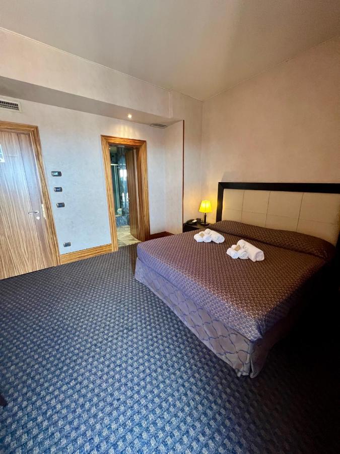 Hotel La Fenice Belpasso Eksteriør bilde