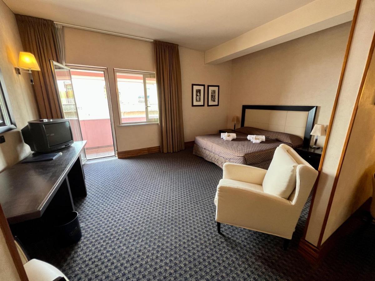 Hotel La Fenice Belpasso Eksteriør bilde